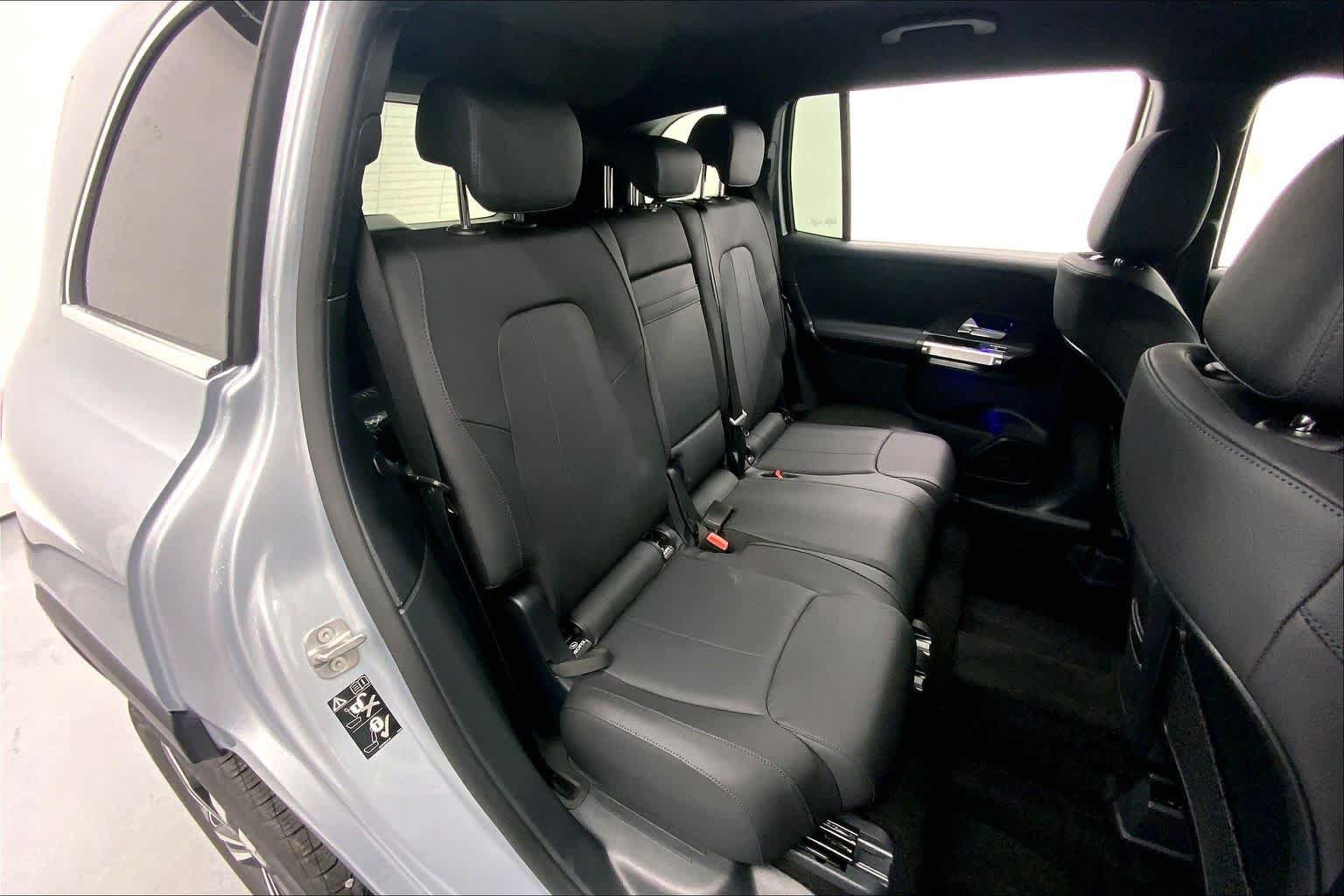 New 2026 Mercedes-Benz GLB 250 image 14