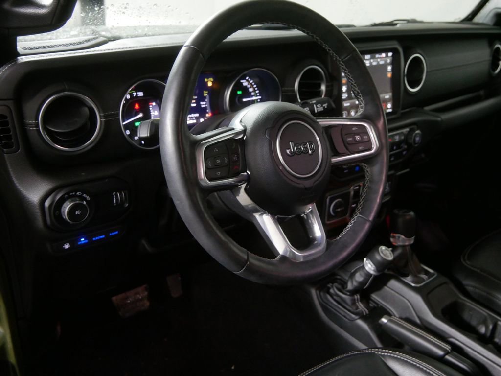 Used 2023 Jeep Wrangler Unlimited Sahara w/ Cold Weather Group image 12