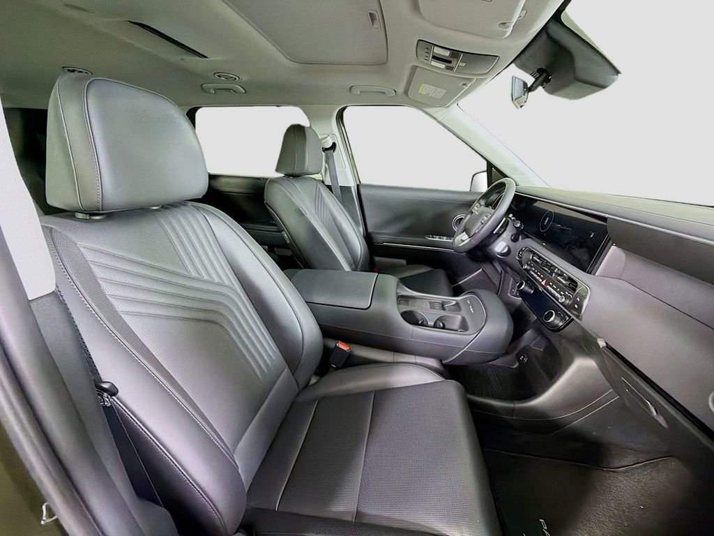Used 2026 Hyundai Palisade SEL FWD image 32