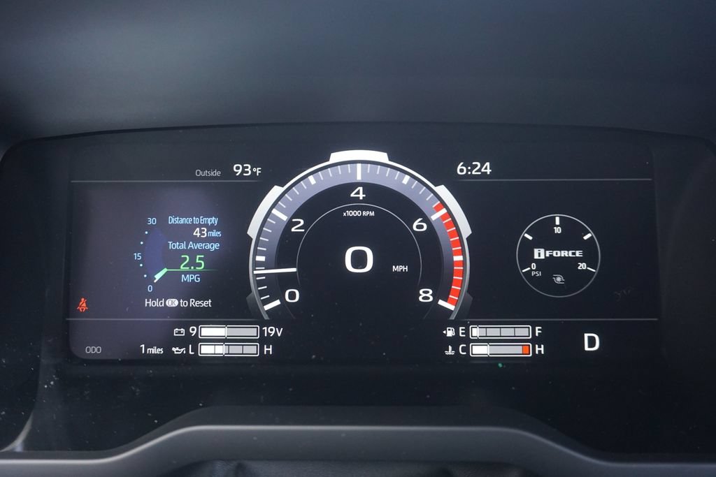 New 2026 Toyota Tundra Platinum AWD/4WD image 5