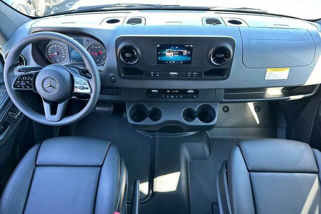Used 2024 Mercedes-Benz Sprinter 3500 image 14