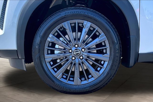 New 2026 Nissan Pathfinder SL w/ SL Premium Package (P04) FWD image 12