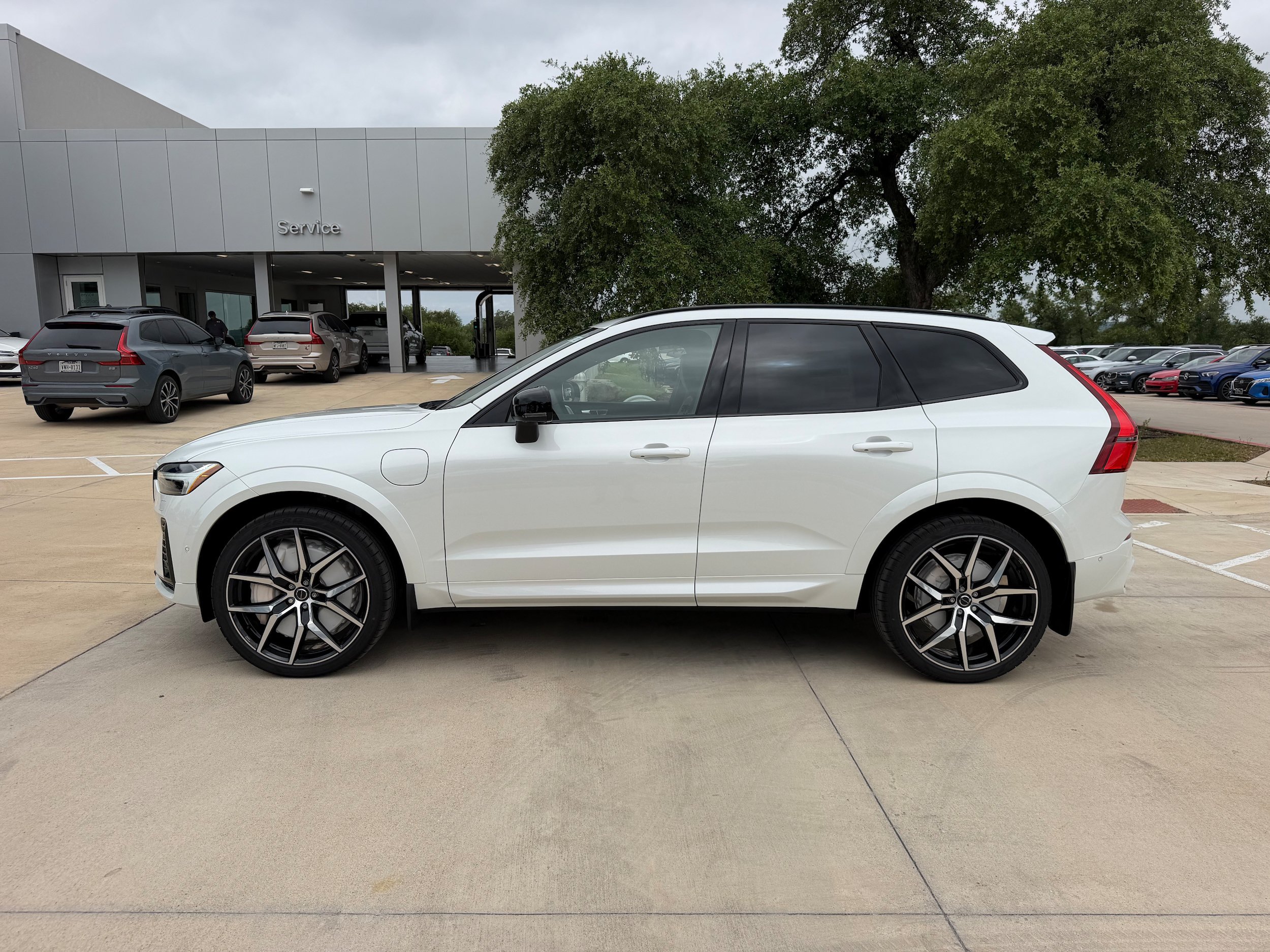 New 2026 Volvo XC60 T8 Polestar w/ Protection Package Premier AWD/4WD image 3