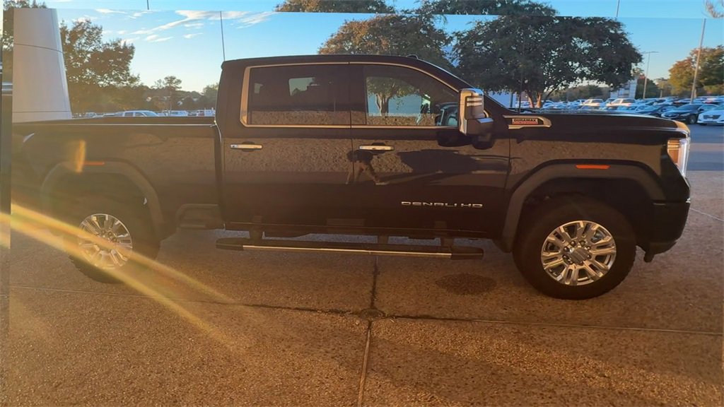 Certified 2022 GMC Sierra 2500 Denali w/ Denali Ultimate Package image 9