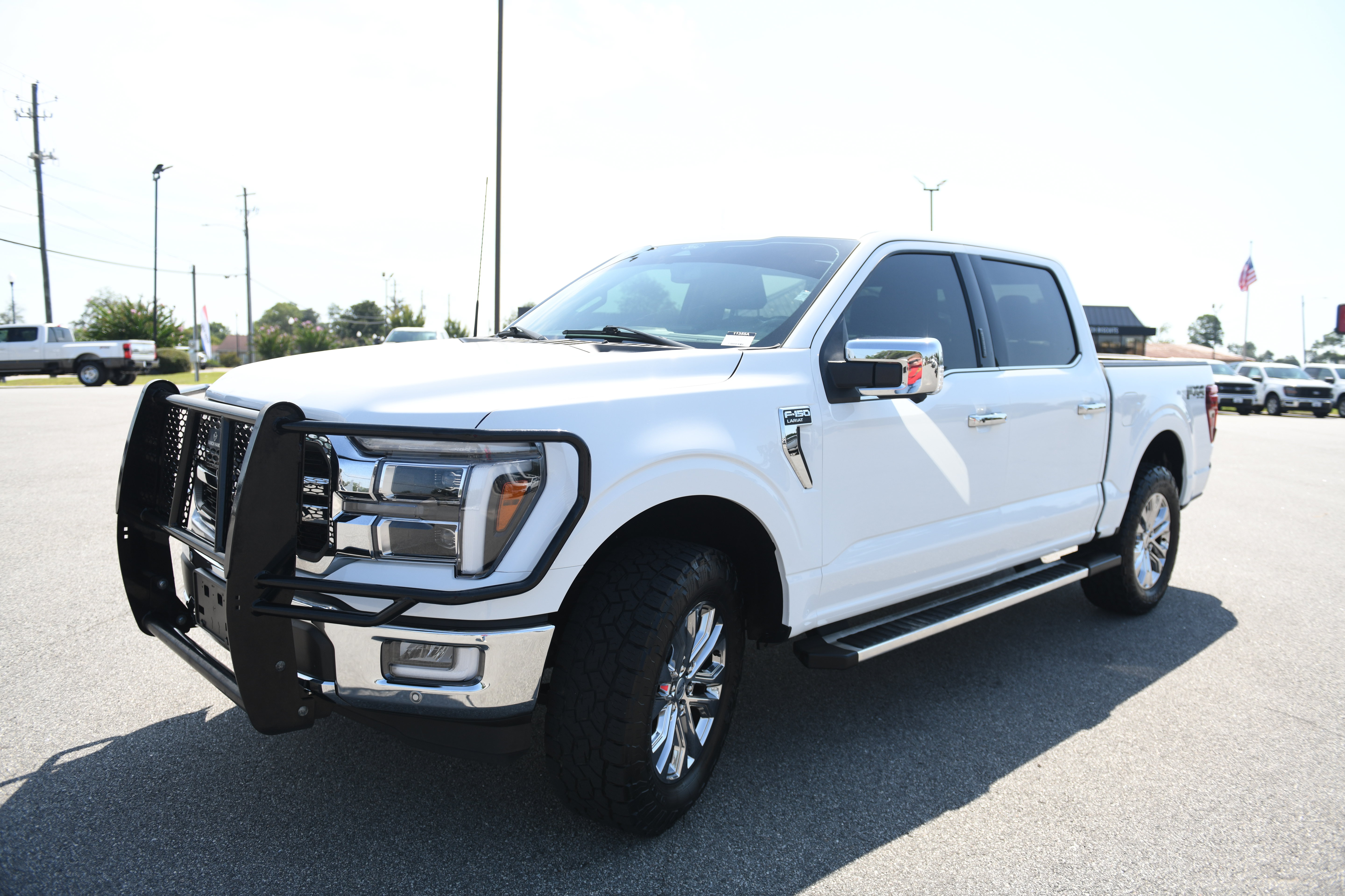 Used 2024 Ford F150 Lariat w/ Bed Utility Package AWD/4WD image 6