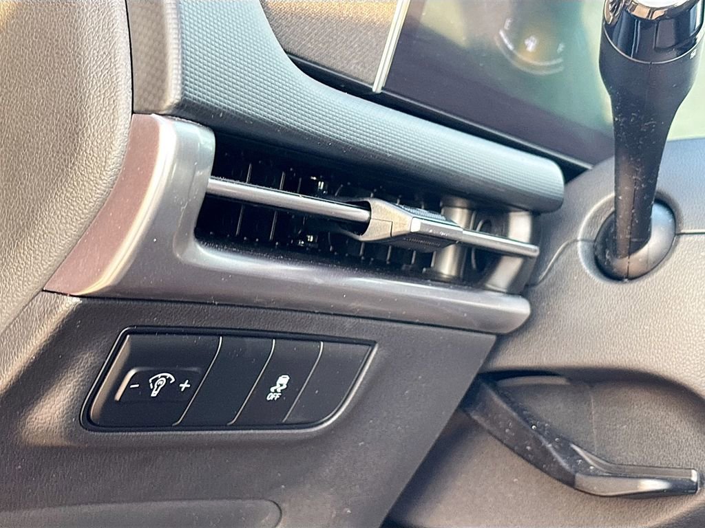 New 2025 Hyundai Tucson SE image 10