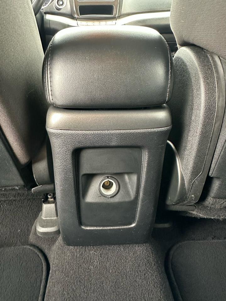 Used 2017 Dodge Journey SXT w/ Premium Group image 33