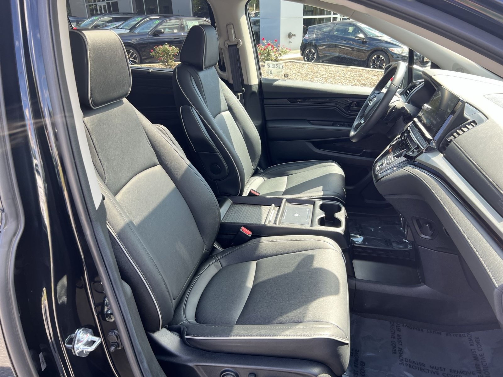 Used 2025 Honda Odyssey Touring image 28