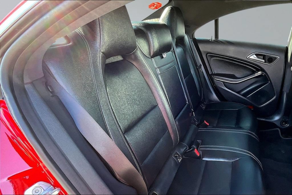 Used 2019 Mercedes-Benz CLA 250 image 17