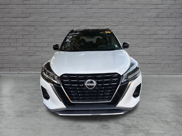 Certified 2023 Nissan Kicks SR FWD image 10