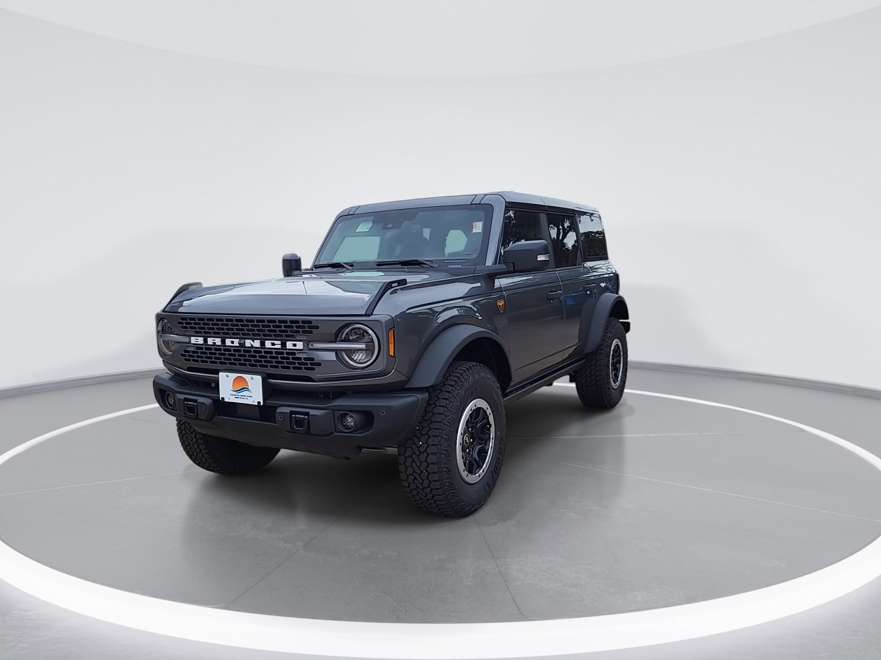 New 2025 Ford Bronco Badlands image 2