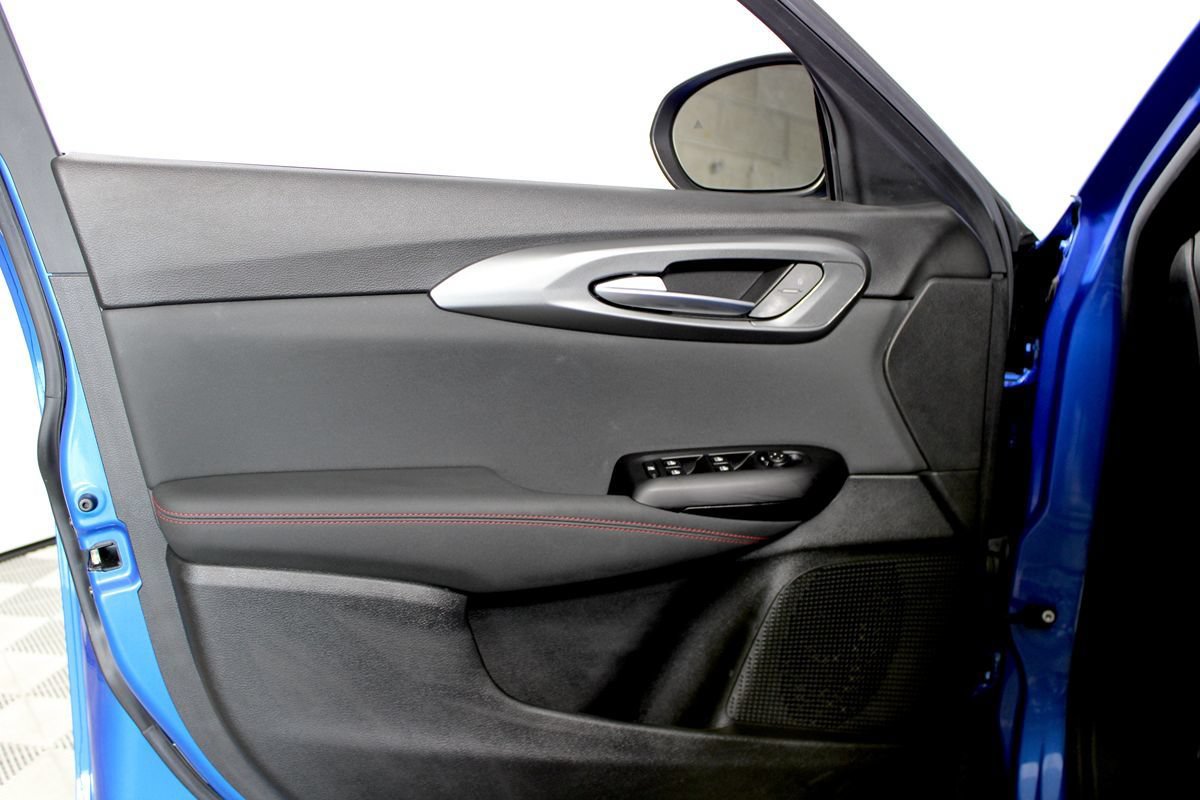Used 2024 Dodge Hornet R/T w/ R/T Blacktop Package AWD/4WD image 7