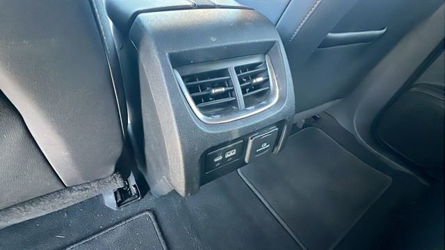 Used 2022 Chevrolet Blazer Premier w/ Enhanced Convenience Package image 17