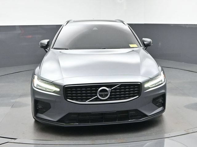 Used 2021 Volvo V60 T6 R-Design w/ Advanced Package FWD image 2