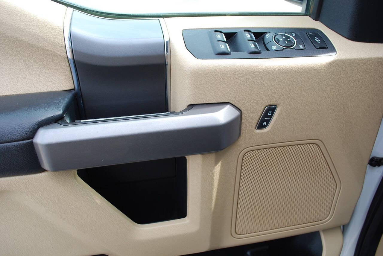 Used 2019 Ford F250 XLT w/ XLT Premium Package AWD/4WD image 31