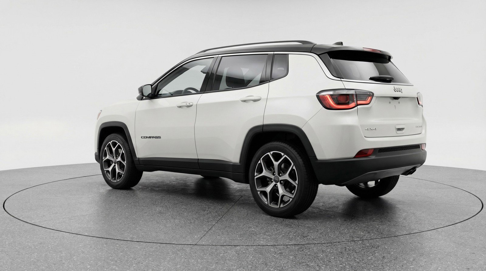 Used 2025 Jeep Compass Limited image 6