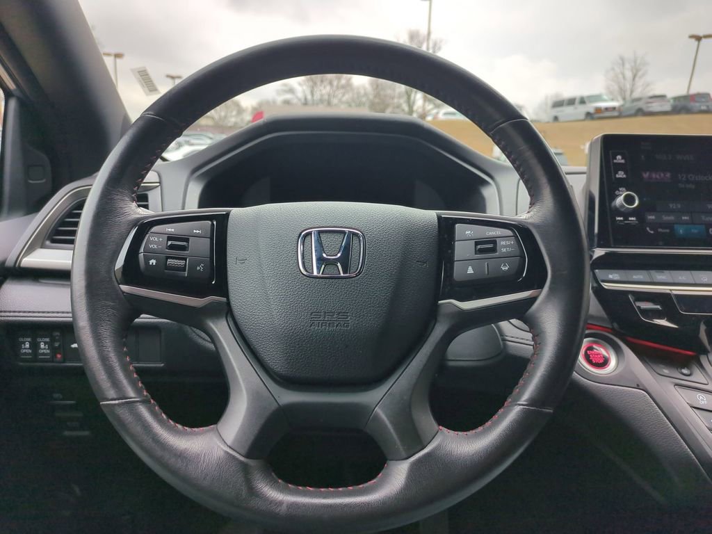 Used 2025 Honda Odyssey Sport-L image 22