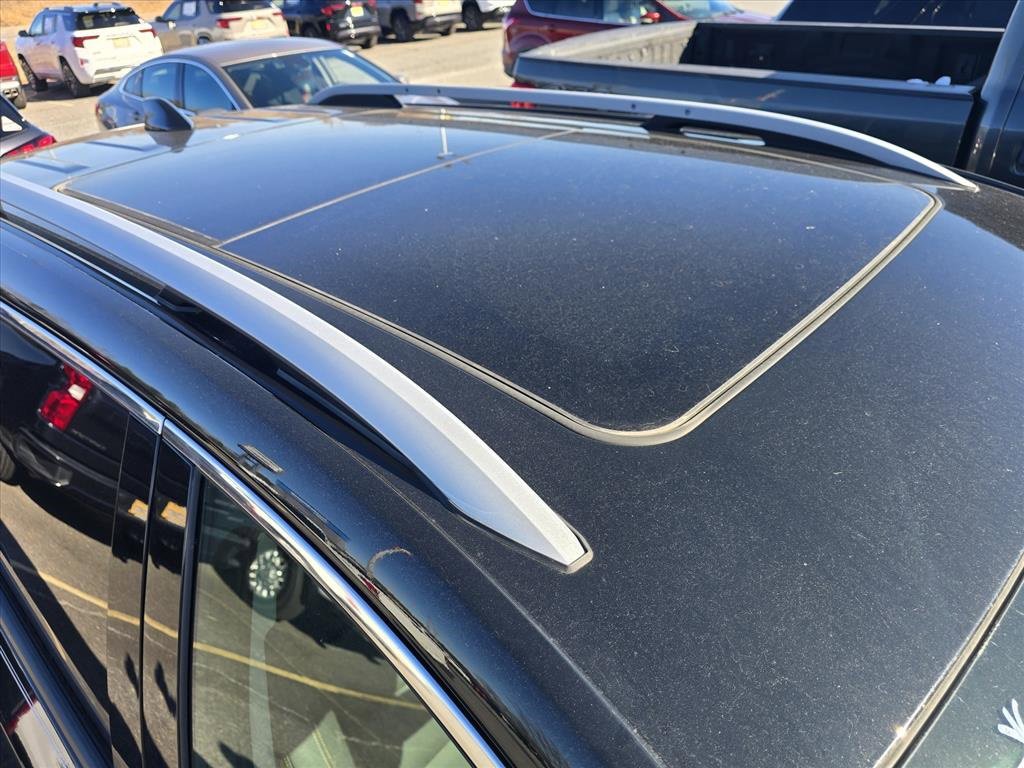 Used 2021 GMC Terrain SLT w/ Infotainment Package II image 10