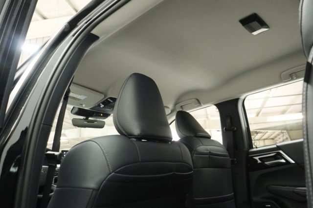 New 2026 Mitsubishi Outlander SE FWD image 22