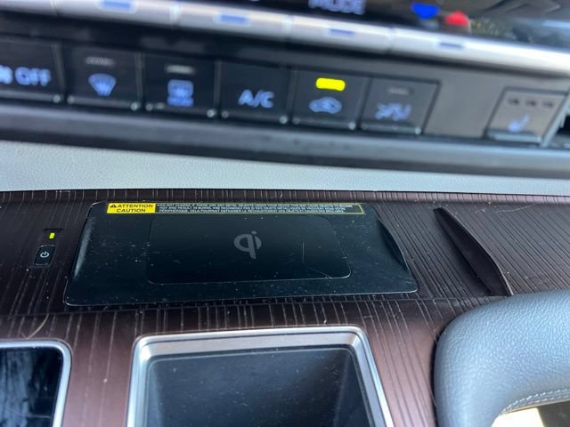Used 2022 Toyota Sienna XLE w/ XLE Plus Package FWD image 21