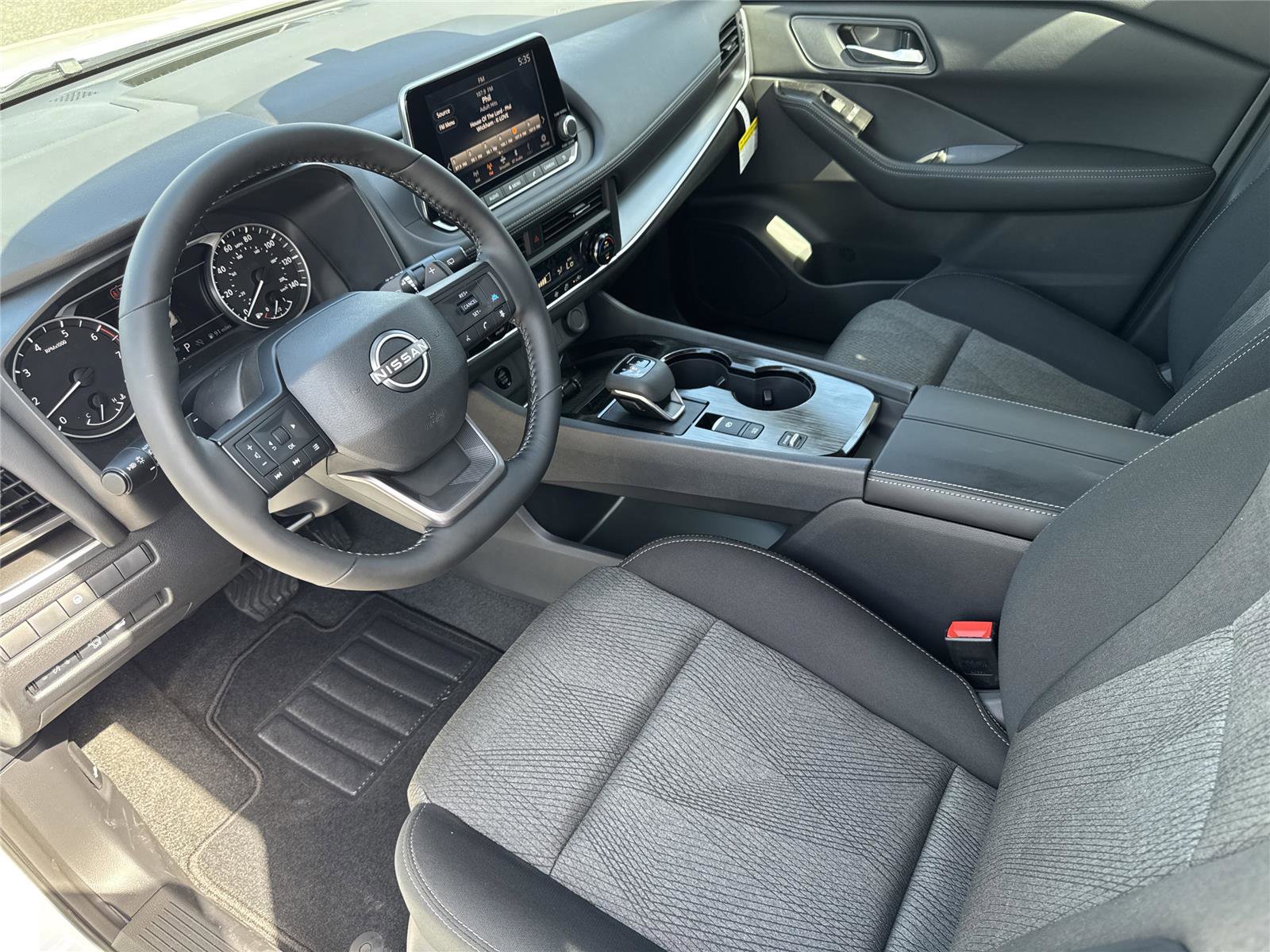 New 2026 Nissan Rogue SV FWD image 10