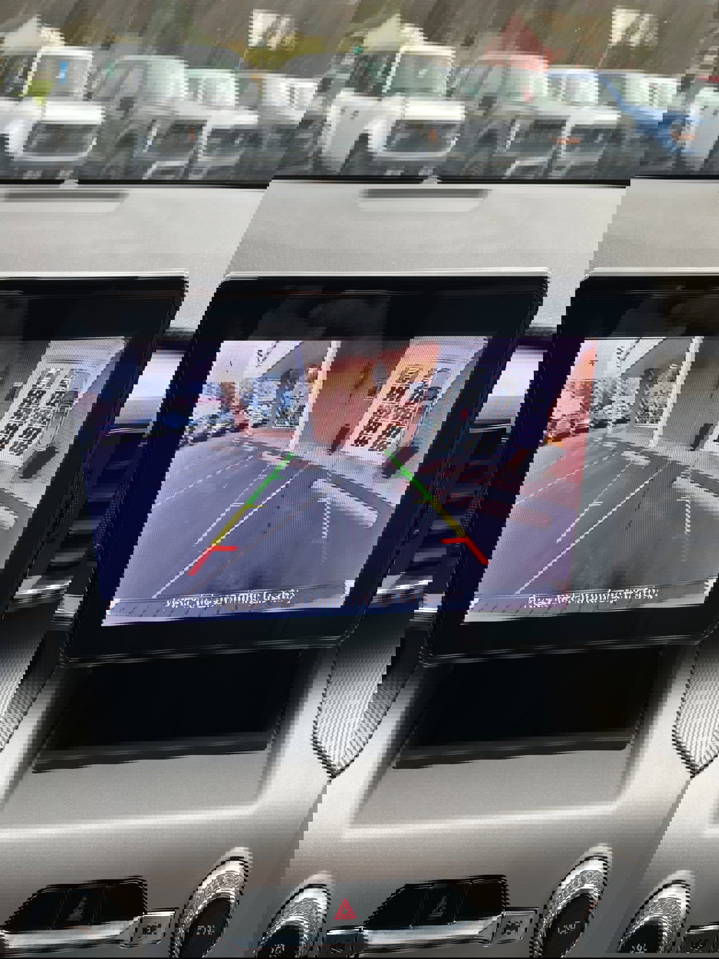 Used 2021 Ford Explorer XLT w/ Equipment Group 202A image 10