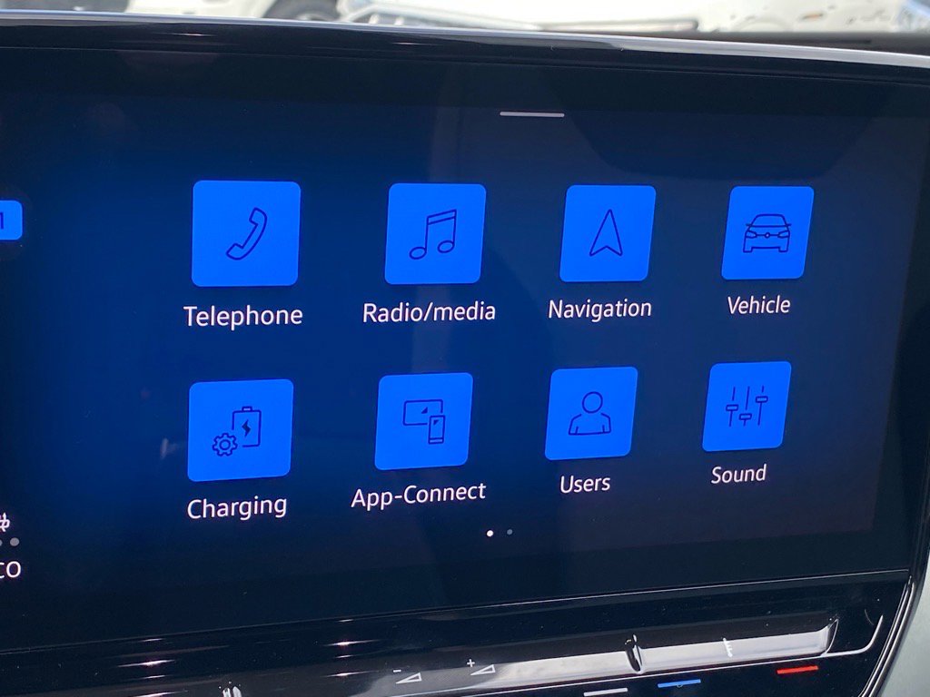 Certified 2024 Volkswagen ID.4 2WD image 10