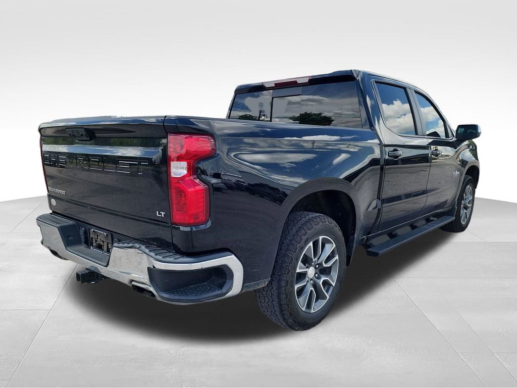 Used 2024 Chevrolet Silverado 1500 LT AWD/4WD image 9