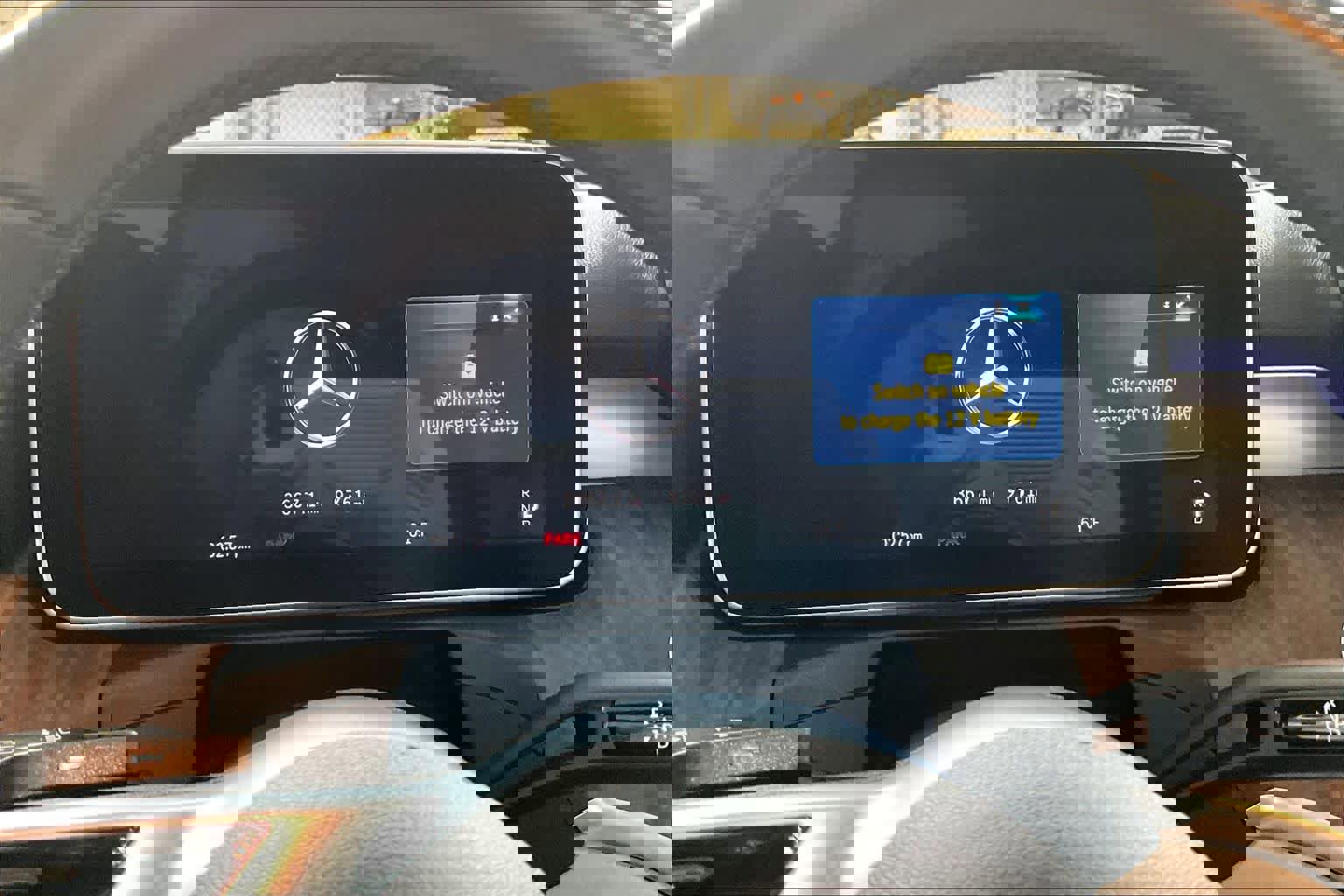 Used 2025 Mercedes-Benz C 300 4MATIC Sedan image 26