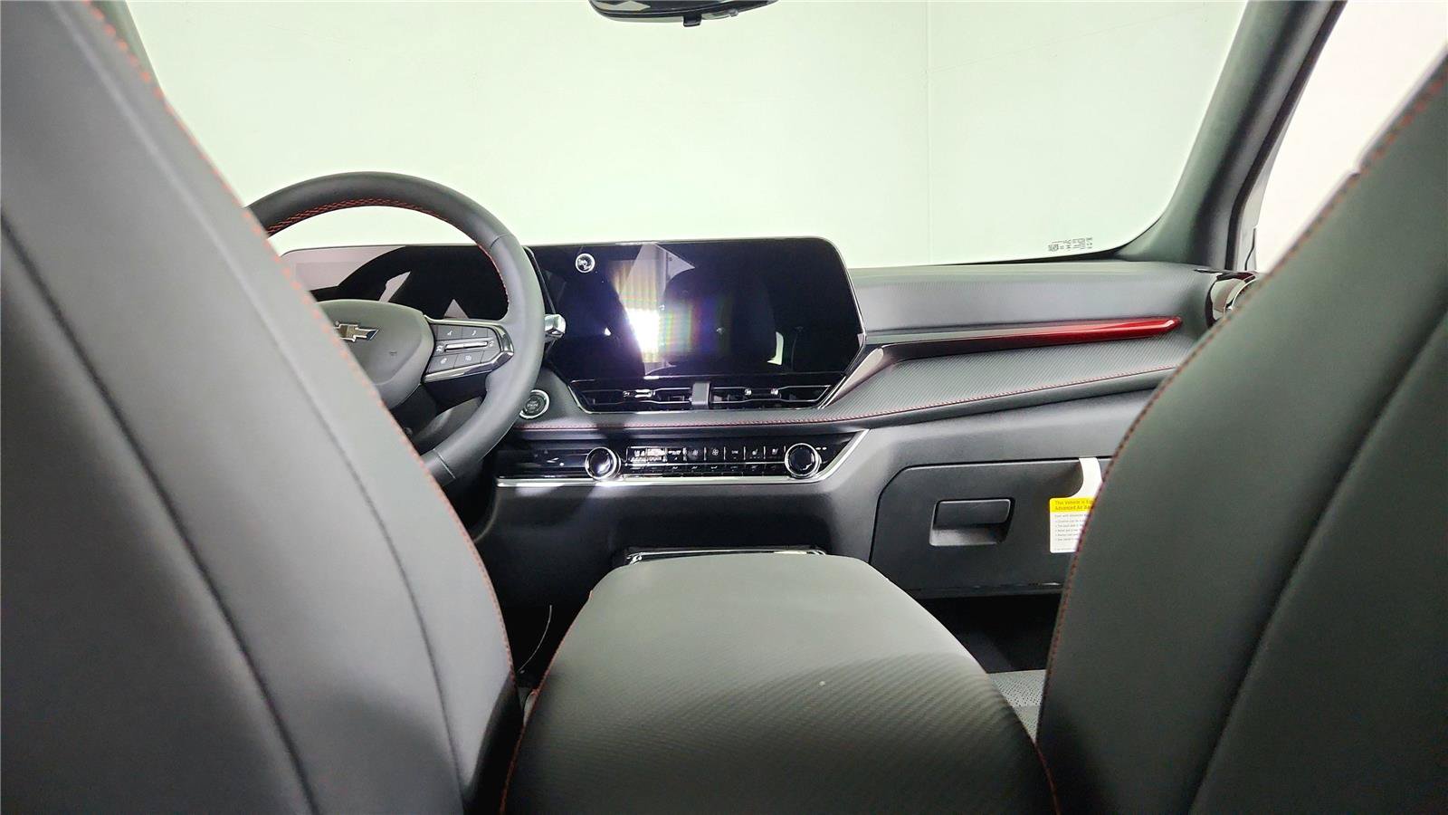 New 2027 Chevrolet Equinox RS w/ Safety and Technology Package AWD/4WD image 21