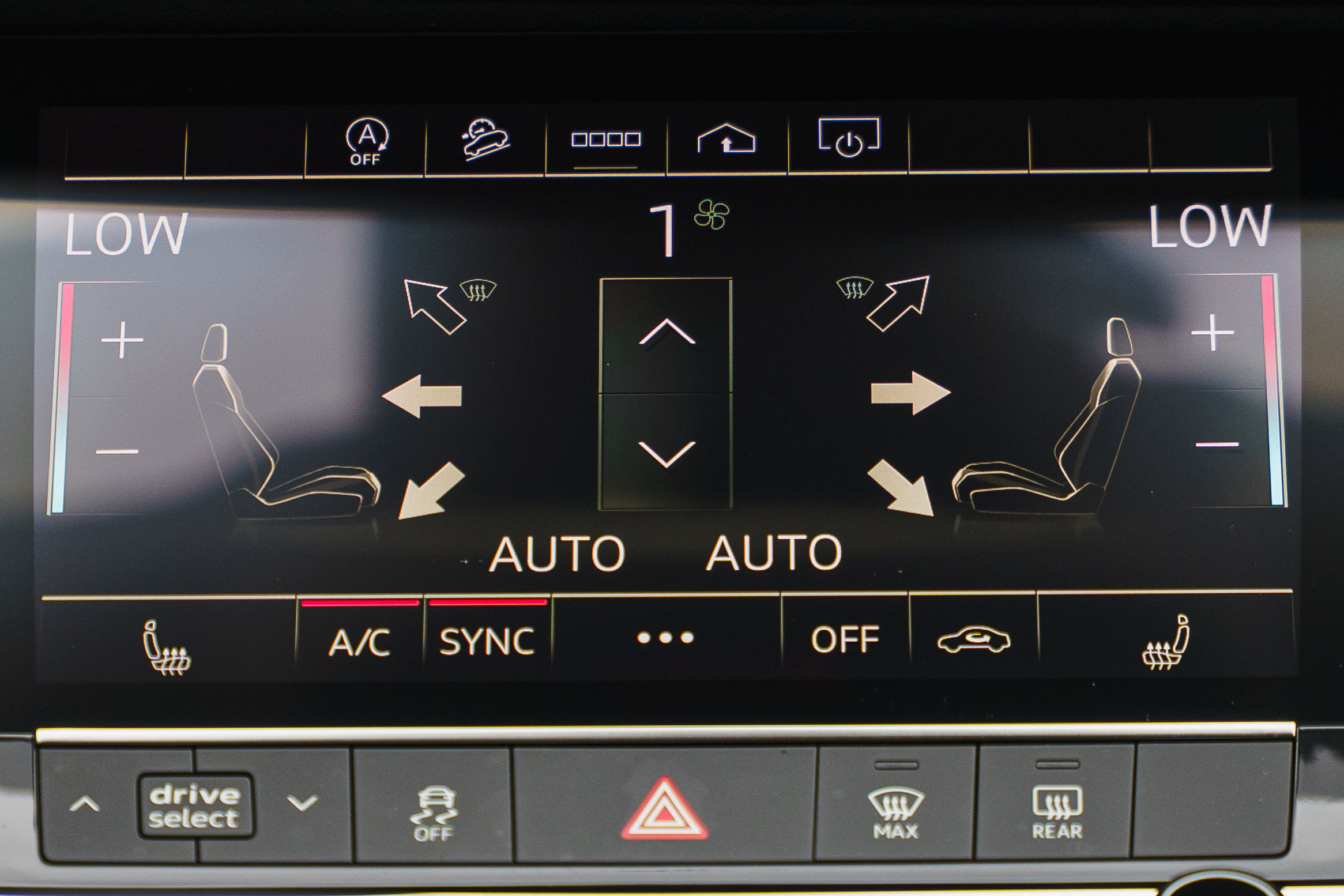 Used 2023 Audi Q7 3.0T Premium Plus AWD/4WD image 12