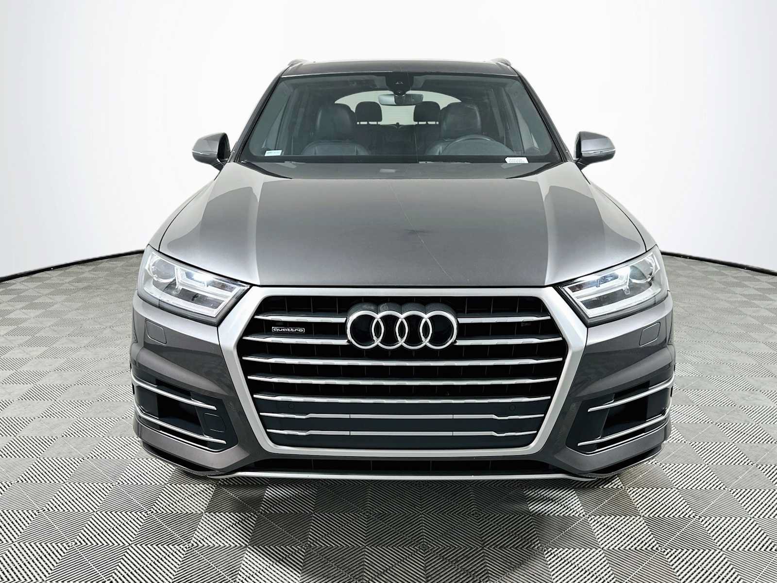 Used 2019 Audi Q7 2.0T Premium w/ Convenience Package AWD/4WD image 2