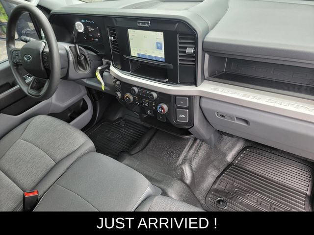 Used 2025 Ford F350 XL w/ 360-Degree Camera Package AWD/4WD image 18