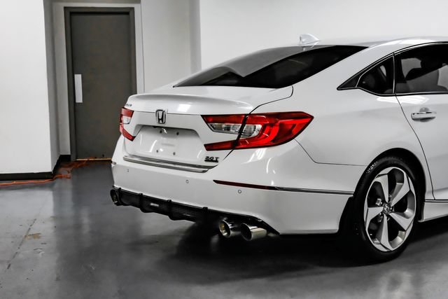 Used 2019 Honda Accord Touring image 12