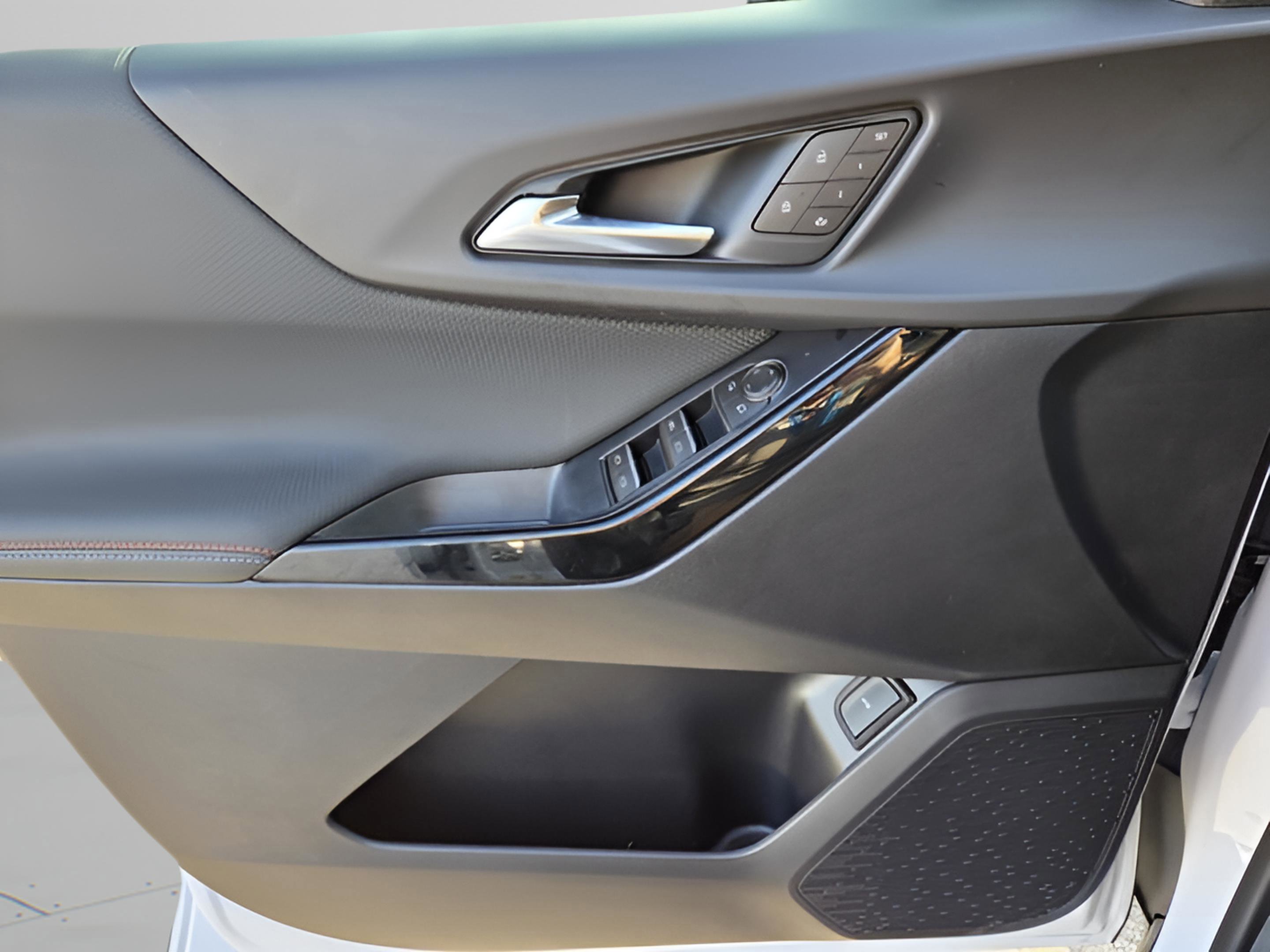 New 2026 Chevrolet Equinox RS w/ Convenience Package III image 24