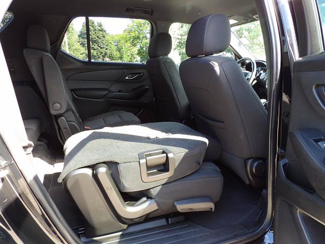 Used 2022 Chevrolet Traverse LT AWD/4WD image 38