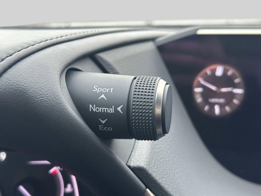 Certified 2021 Lexus ES 350 w/ Premium Package image 32