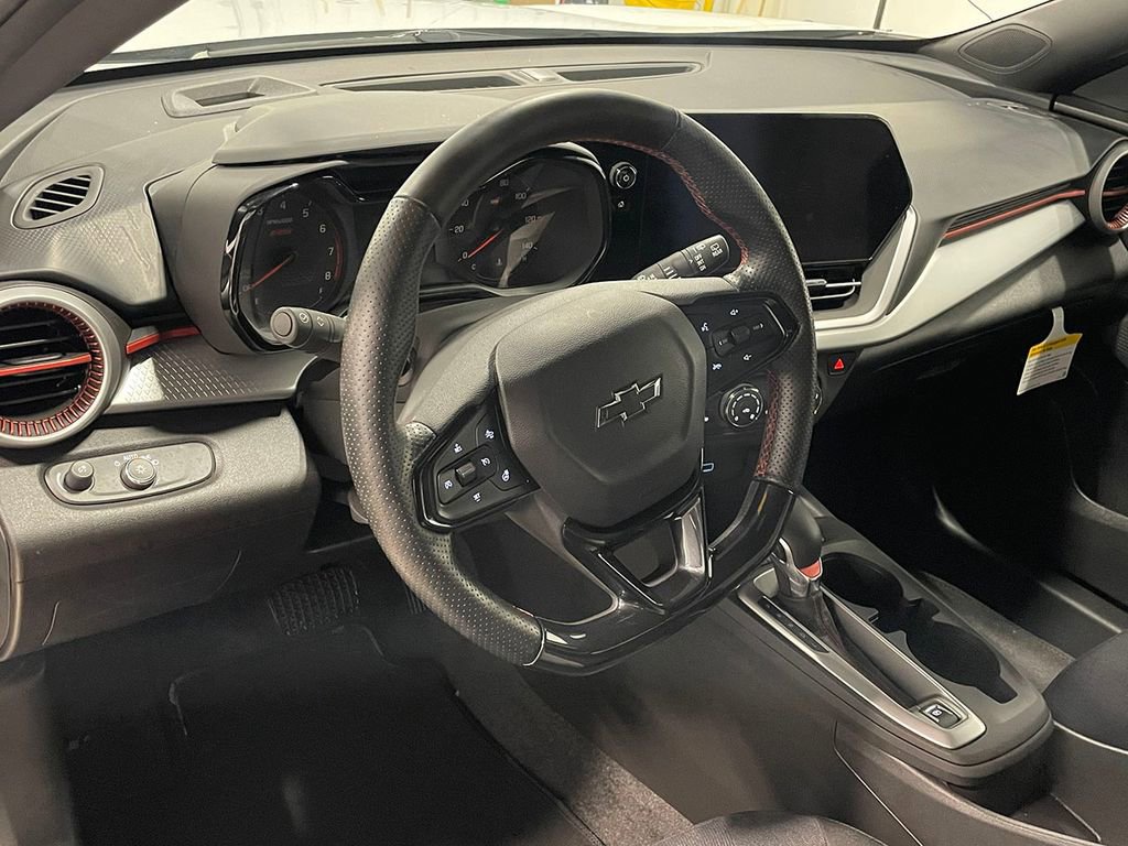 Used 2024 Chevrolet Trax RS w/ Driver Confidence Package image 18