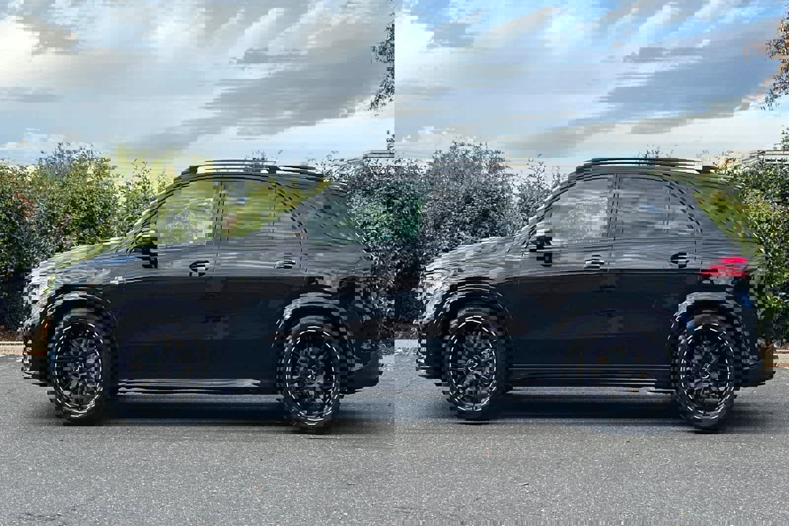 New 2026 Mercedes-Benz GLE 53 AMG 4MATIC image 6