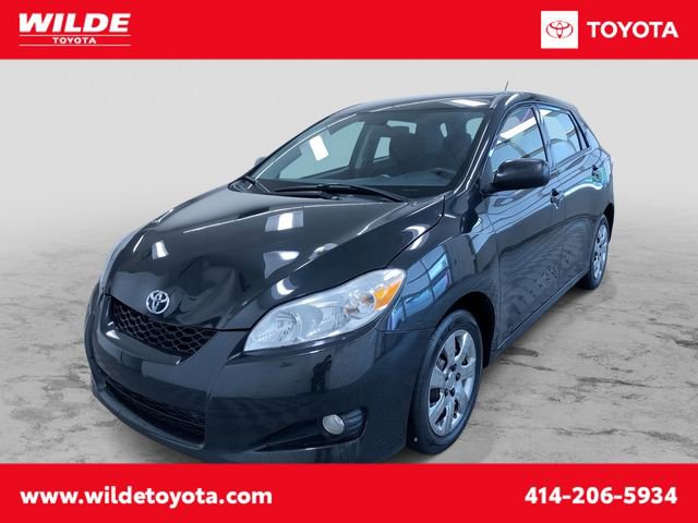 Used 2013 Toyota Matrix S FWD image 1