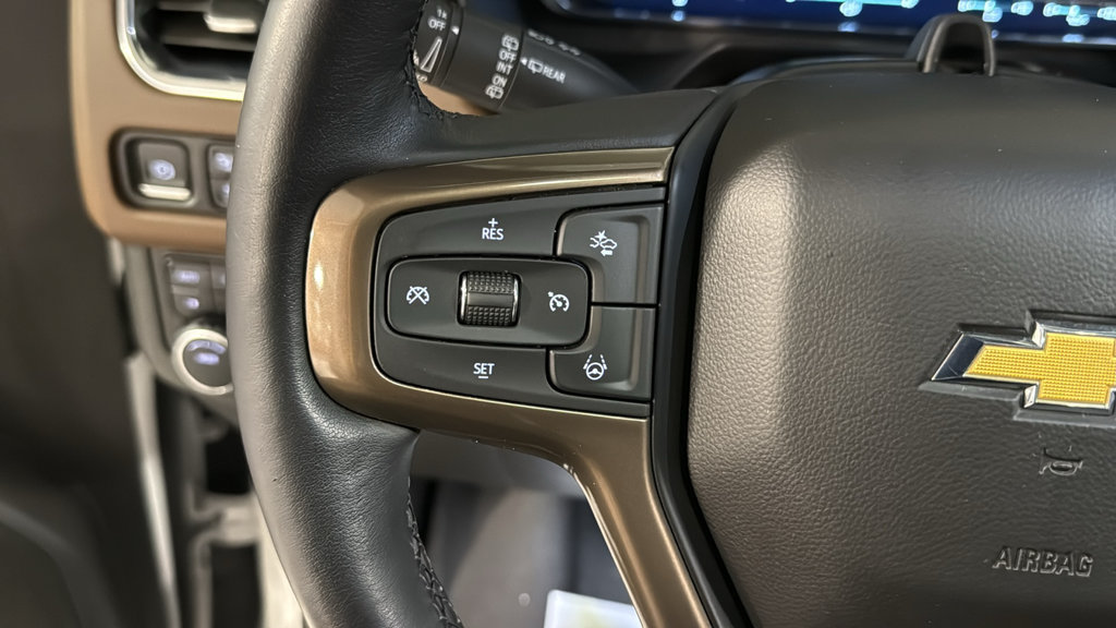Used 2024 Chevrolet Suburban High Country w/ Advanced Technology Package AWD/4WD image 11