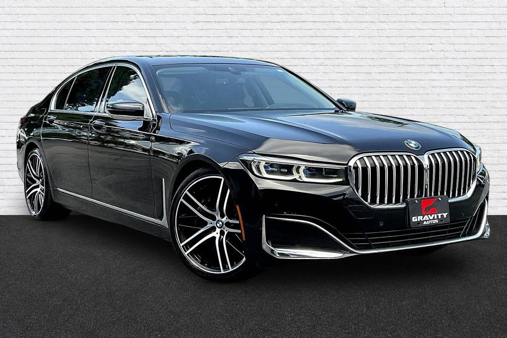 Used 2020 BMW 745e xDrive AWD/4WD image 3