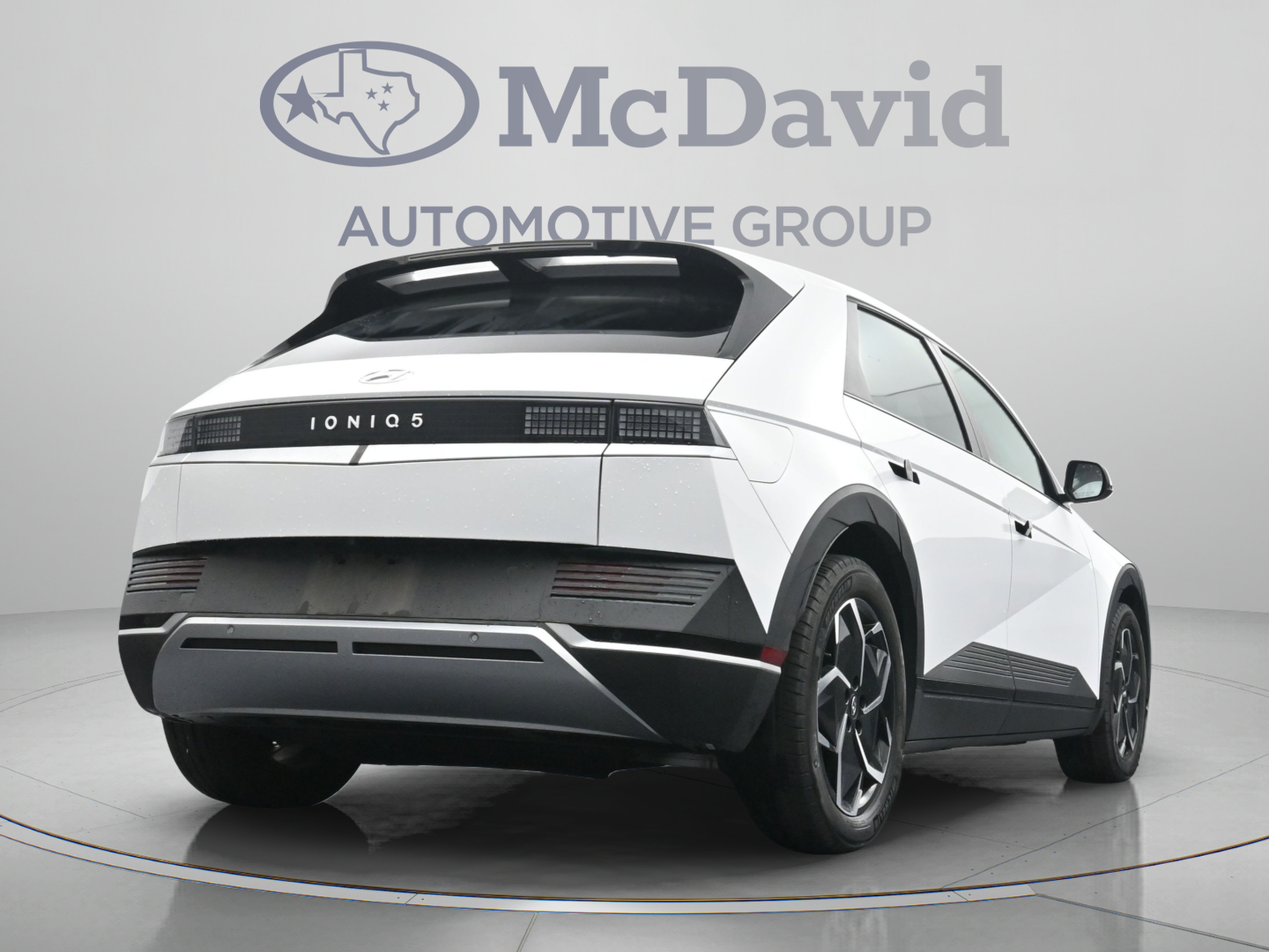 Used 2024 Hyundai Ioniq 5 SEL RWD image 30