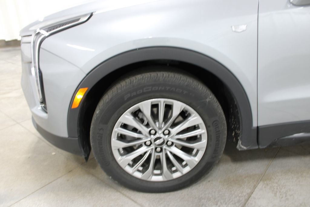 Used 2024 Cadillac XT4 Premium Luxury AWD/4WD image 37