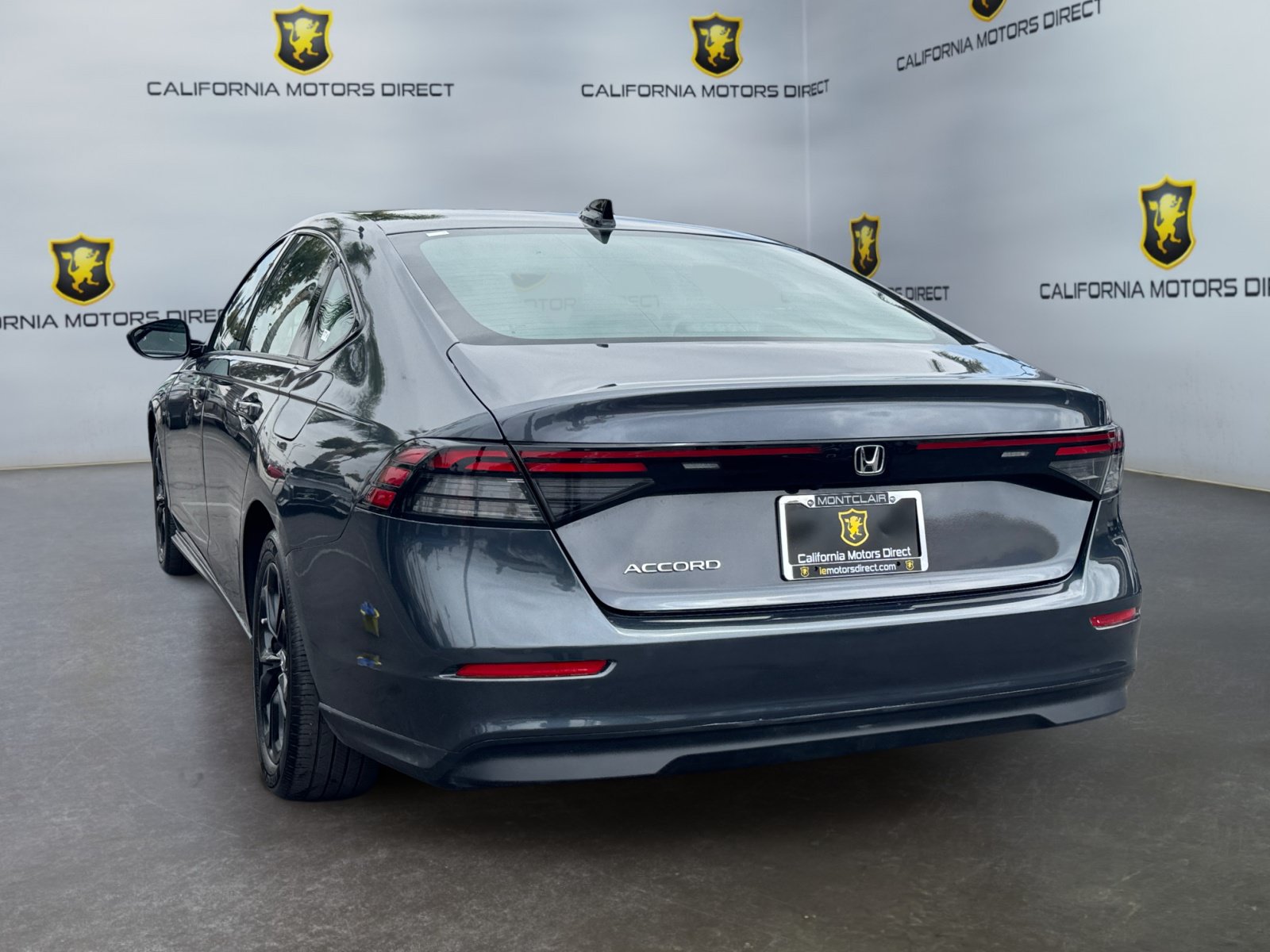 Used 2025 Honda Accord SE image 3