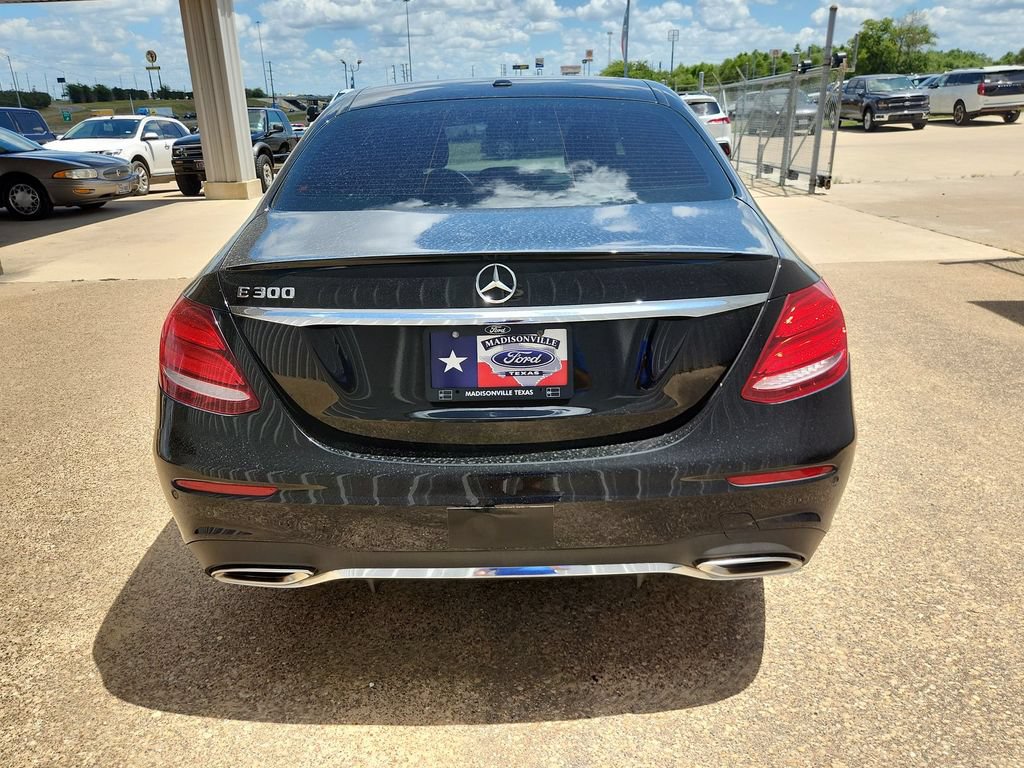 Used 2018 Mercedes-Benz E 300 image 7
