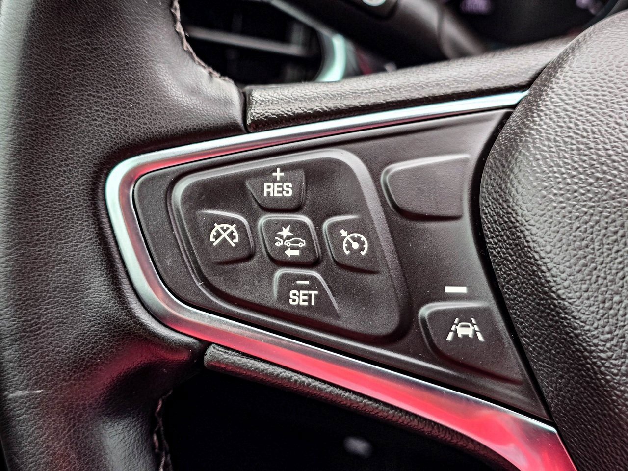 Certified 2024 Chevrolet Equinox LT image 23