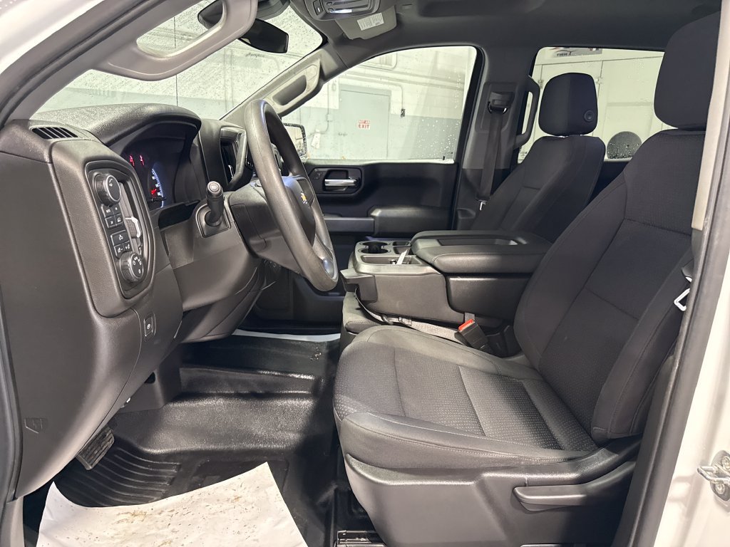 Used 2022 Chevrolet Silverado 1500 W/T w/ WT Value Package AWD/4WD image 24