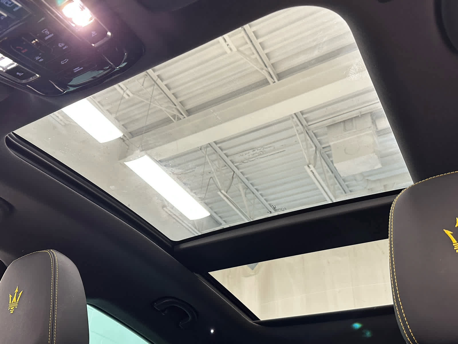 Used 2023 Maserati Grecale Modena image 37