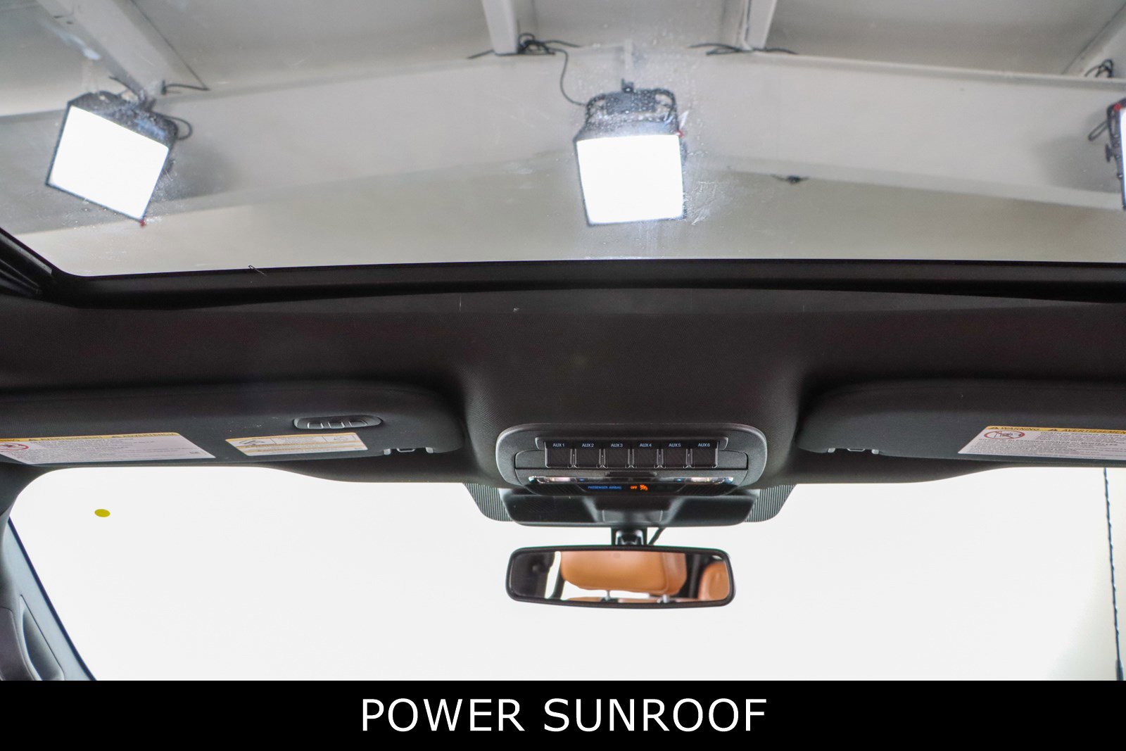 Used 2024 Ford F250 Platinum w/ FX4 Off-Road Package image 24